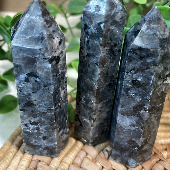 Larvikite Tower Crystal Gemstone Point Black Flash - Picture 8 of 13